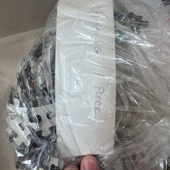 Vintage 1999 Hometown Collection 3-500 piece jigsaw puzzles - Picture 6 of 10